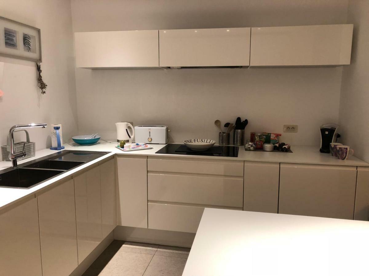 Home Bruges Cosy Comfort Modern Couple Privacy Walking Distance City Center Kitchen Terrace Garden 외부 사진